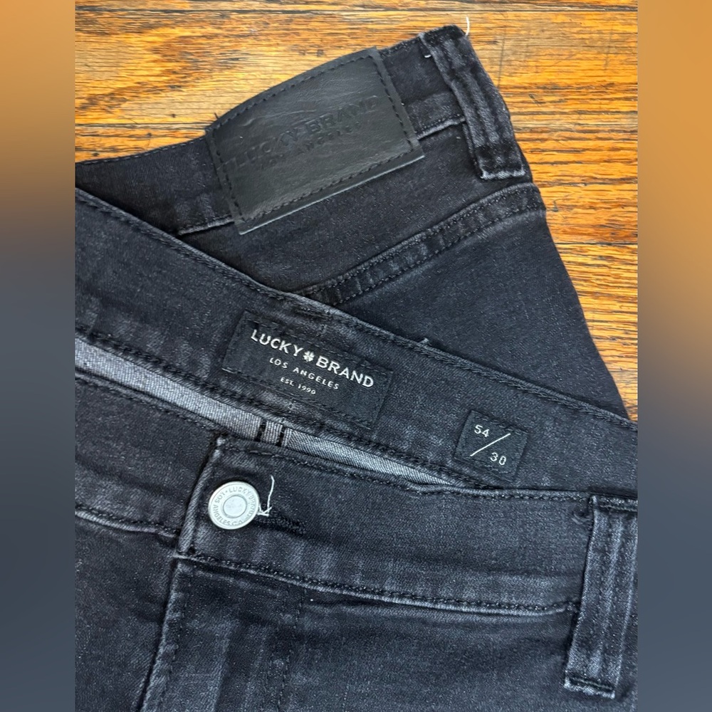 Lucky Brand Men's Athletic fit stretch Black Jeans - Picture 3 of 6